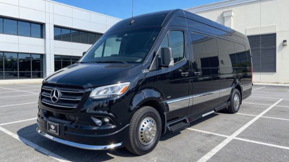 10 passenger sprinter van richardson