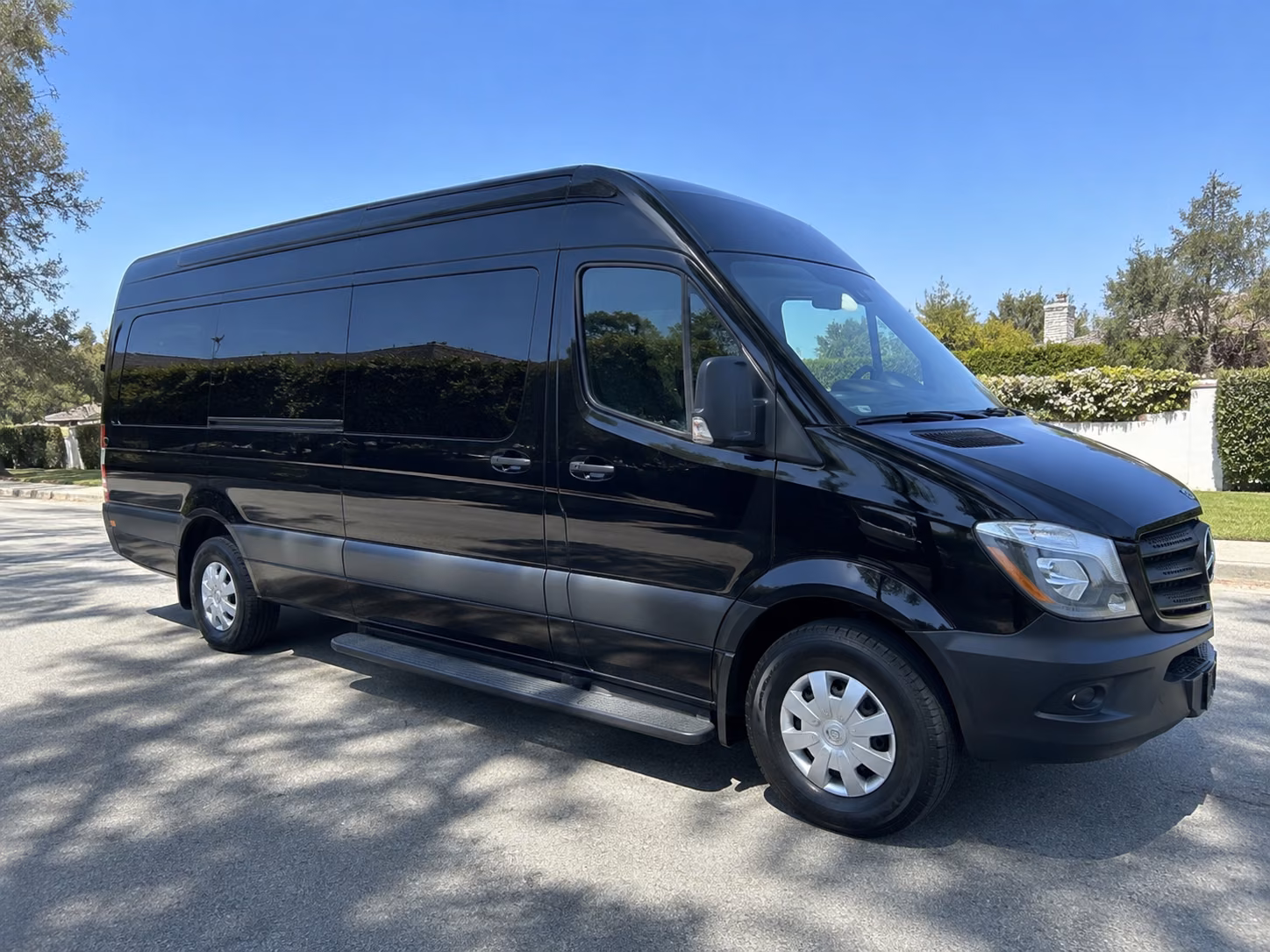 find the perfect transportation for your next wedding 4
