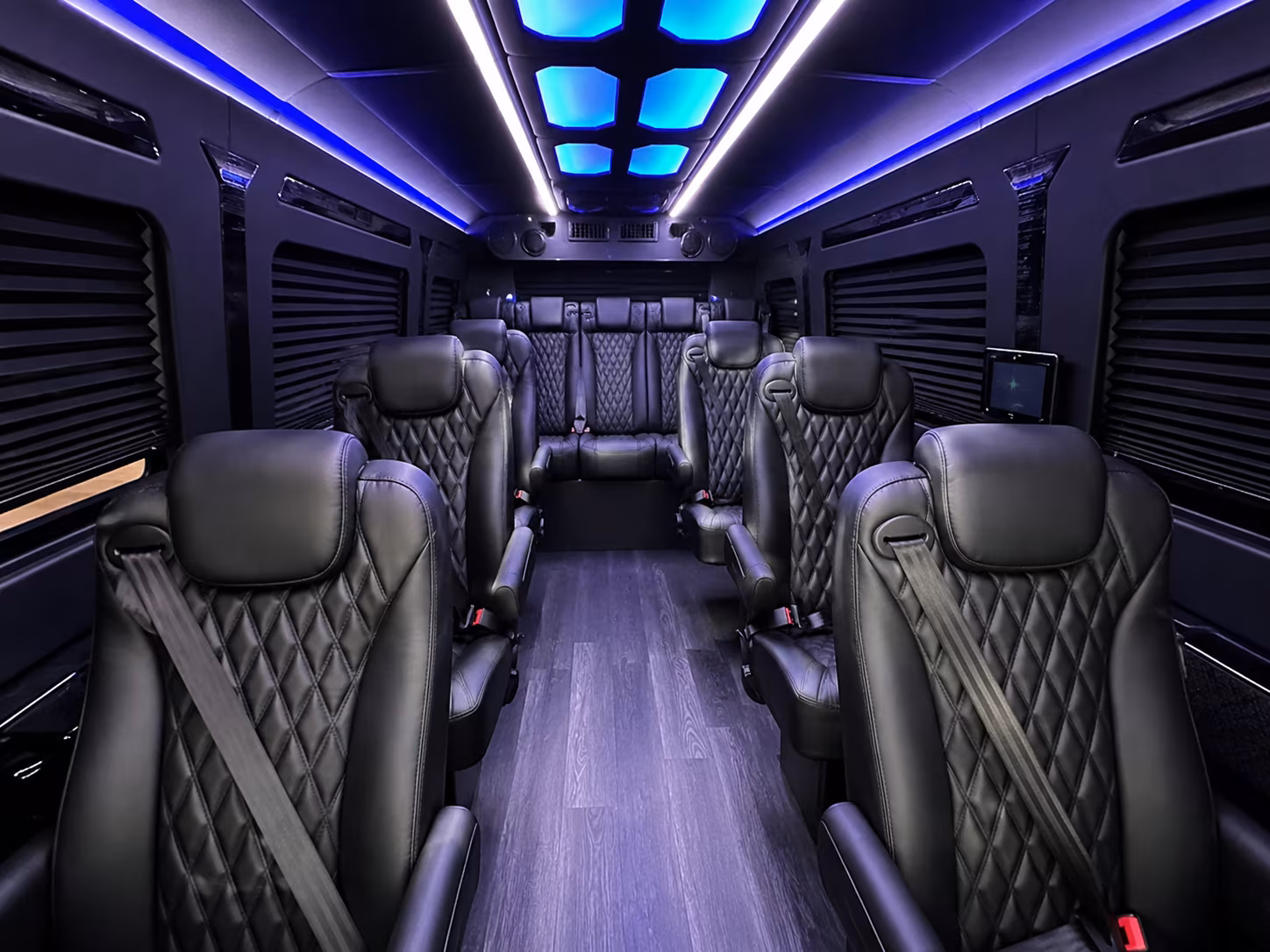 richardson 15 passenger sprinter van inside